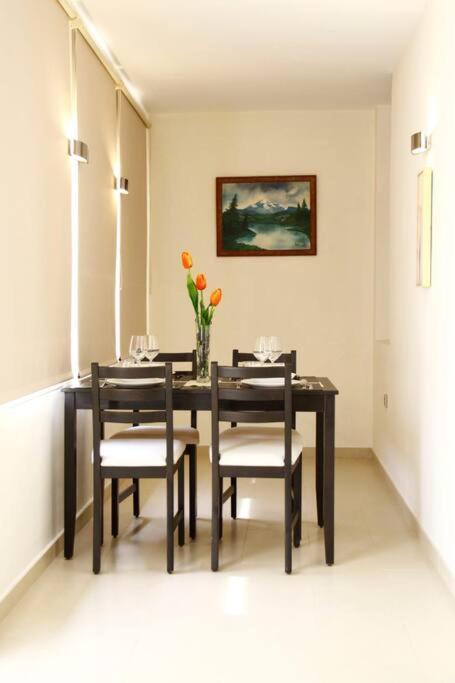 Bright Apt, Terrace,heated Pool. Apartment San Miguel de Abona
